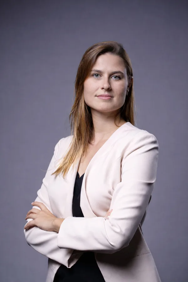 Karina Peres Silvério